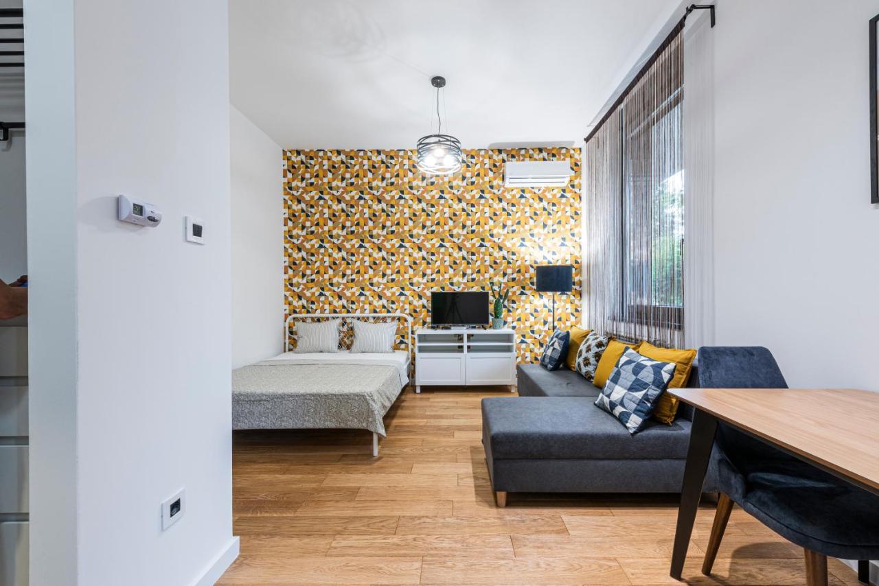 Vertigo Modern Studio-Free Private Parking-Fast Wi-Fi Novi Sad Exteriör bild