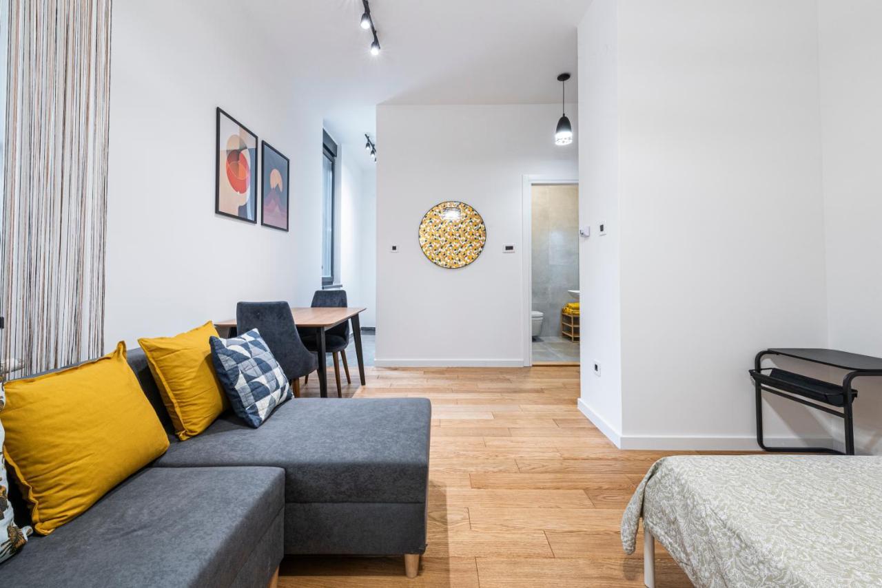 Vertigo Modern Studio-Free Private Parking-Fast Wi-Fi Novi Sad Exteriör bild